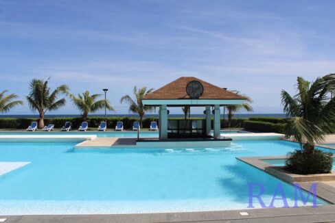 arterra-residences-amenities-swimming-pool2