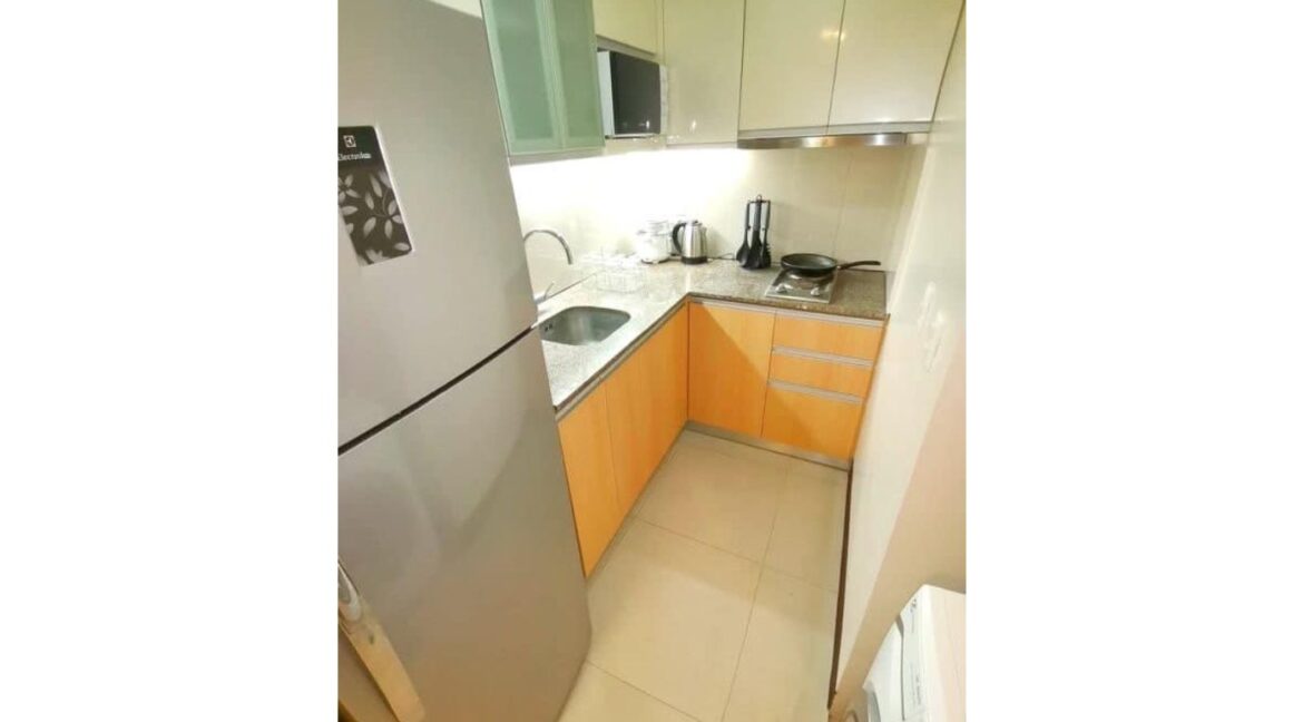 8 Newtown Boulevard-Executive Studio-For Sale-07