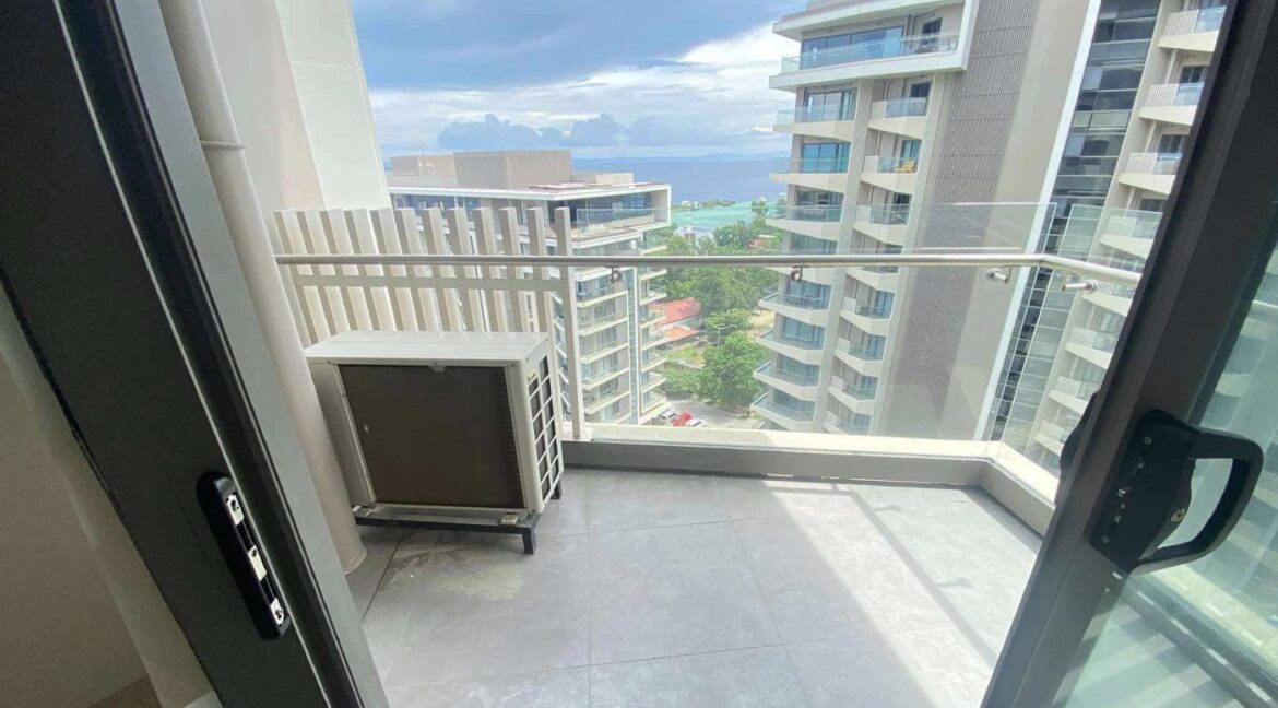 Tambuli Seaside Living Tower-For Sale-Studio-06