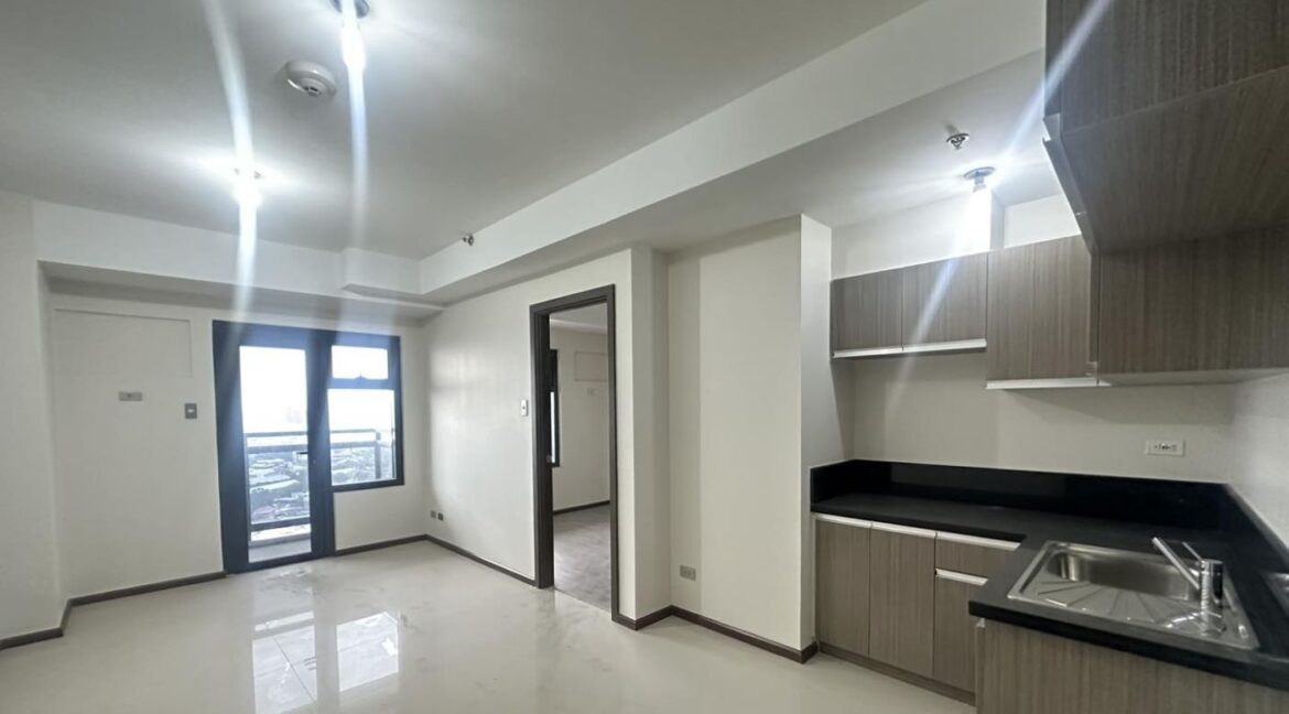 Galleria Residences- Bare Unit- For Sale-03